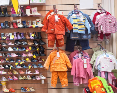 Kids Sarasota and Bradenton: Clothing and Shoe Stores - Fun 4 Manasota Kids