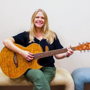Singing With Sara