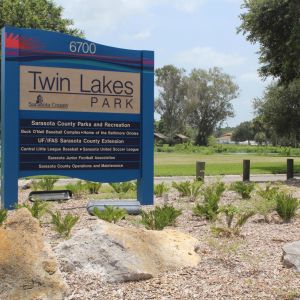 Twin Lakes Park